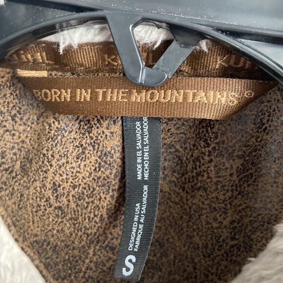 Kuhl fuzzy flight vest - Picture 4 of 7